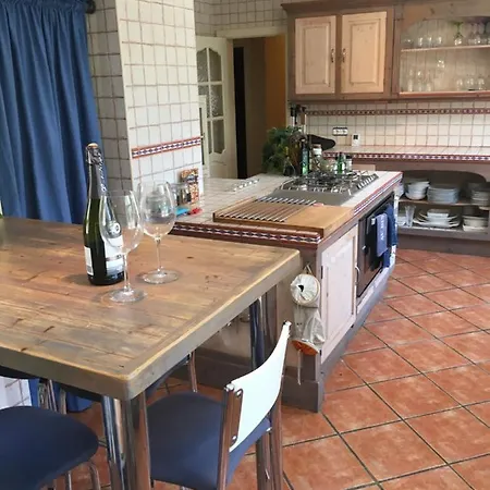 Santa Lavinia Villa